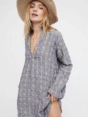 Free People Bailey Teton Tunic - Coverup
Blue and White Linen 
Small 
NWT